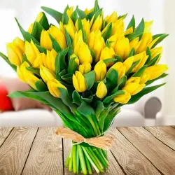 Ramo de tulipanes amarillos