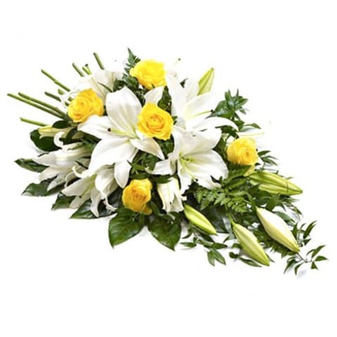 funeral amarillo y blanco