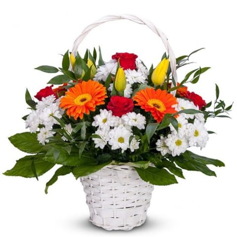 Cesta de flores variadas para enviar en Madrid