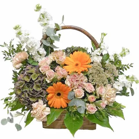 Cesta de flores variadas para entregar a domicilio en Madrid.