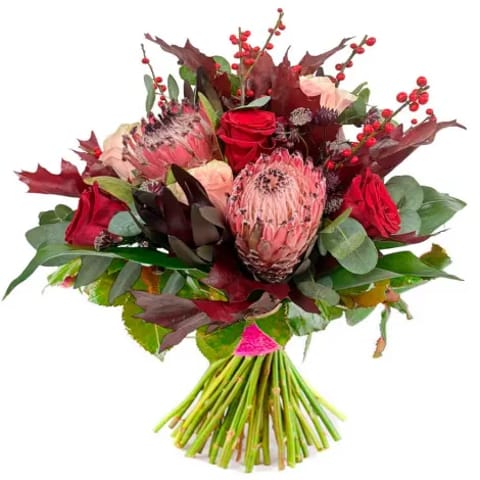 Ramo de flores con proteas.