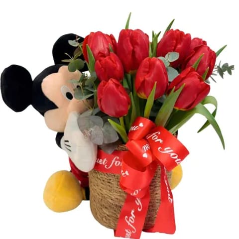 Tulipanes rojos y peluche de Disney a domicilio en Madrid