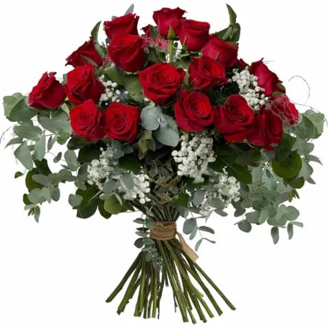 Ramo hecho con 18 rosas rojas en Madrid