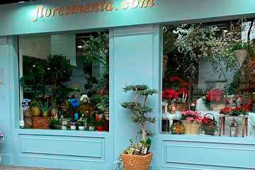 Flores a domicilio en Madrid con reparto diario desde nuestra floristería Menta y Canela.